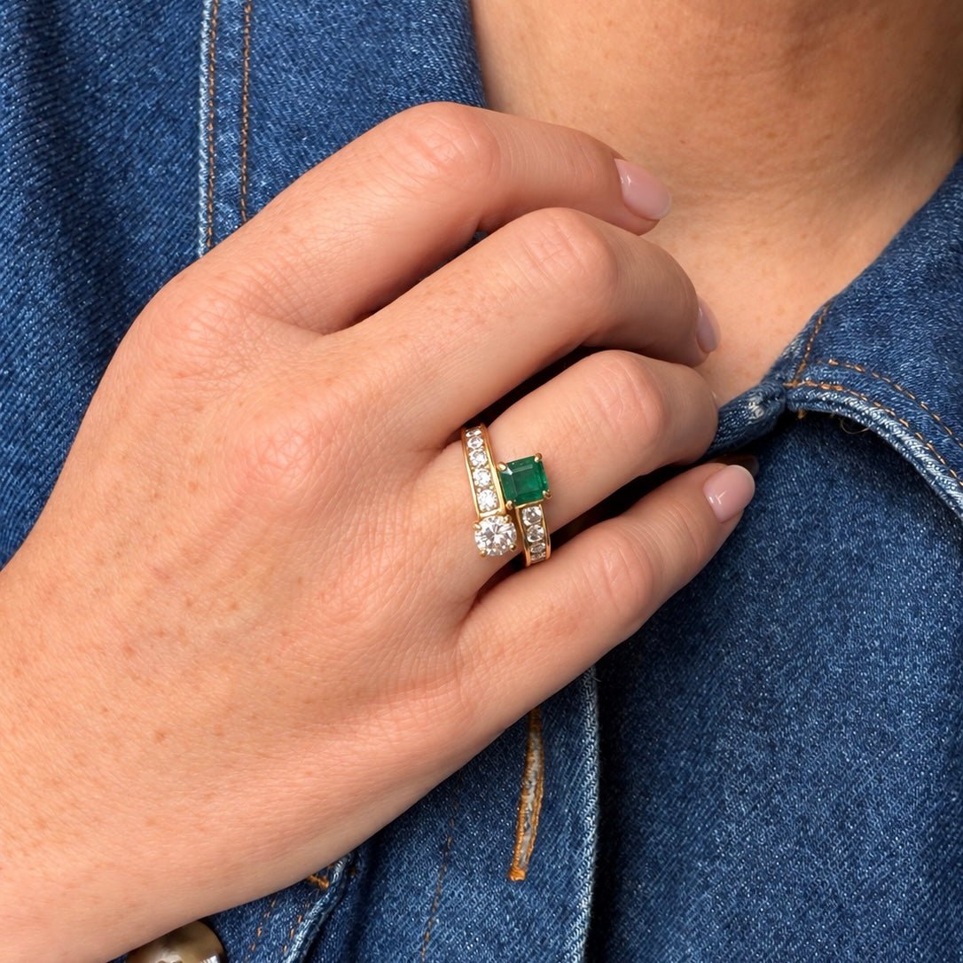 Bague toi et moi en or jaune et émeraude - Castafiore