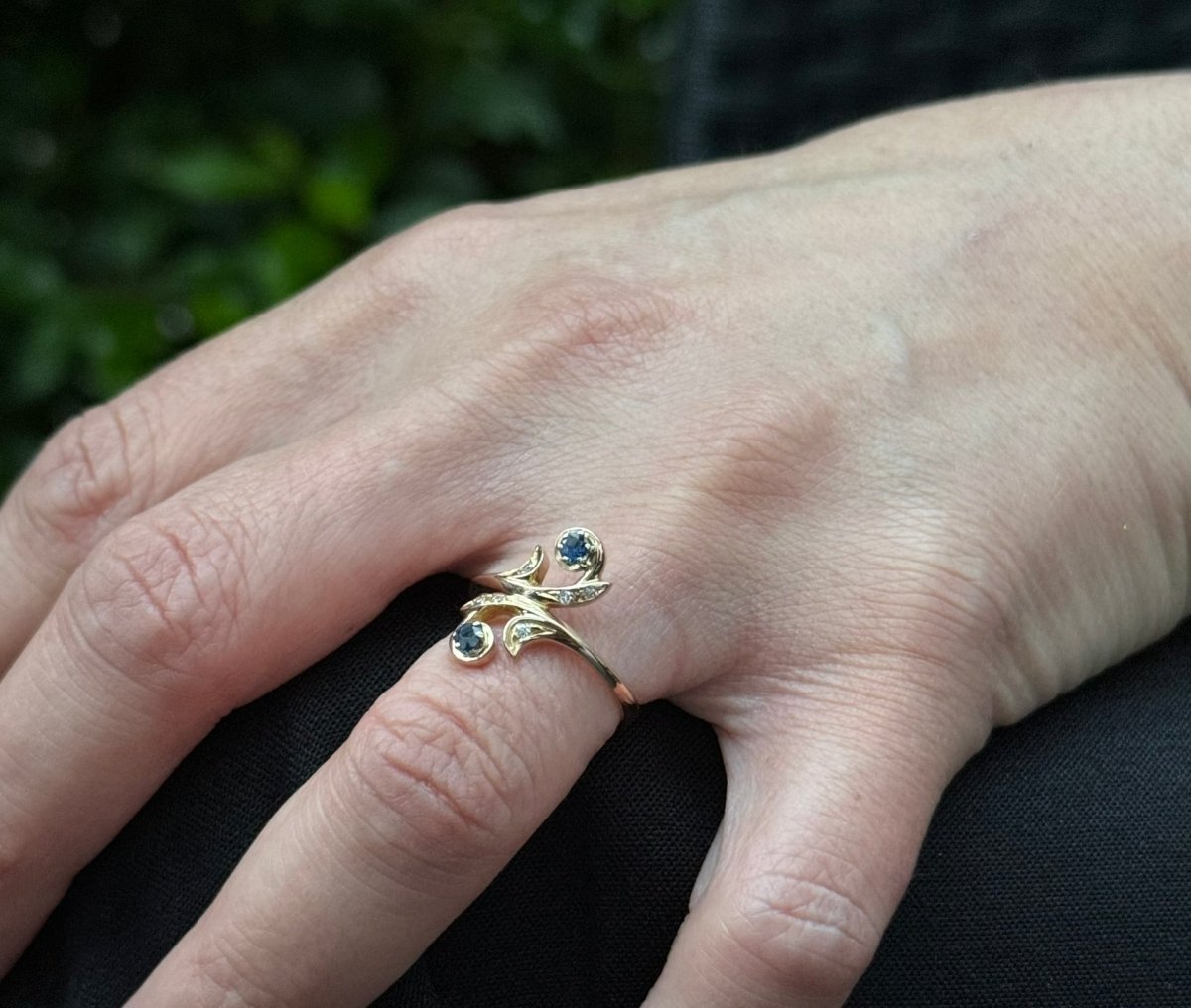 Bague Toi et Moi en or jaune, saphir, et diamants - Castafiore