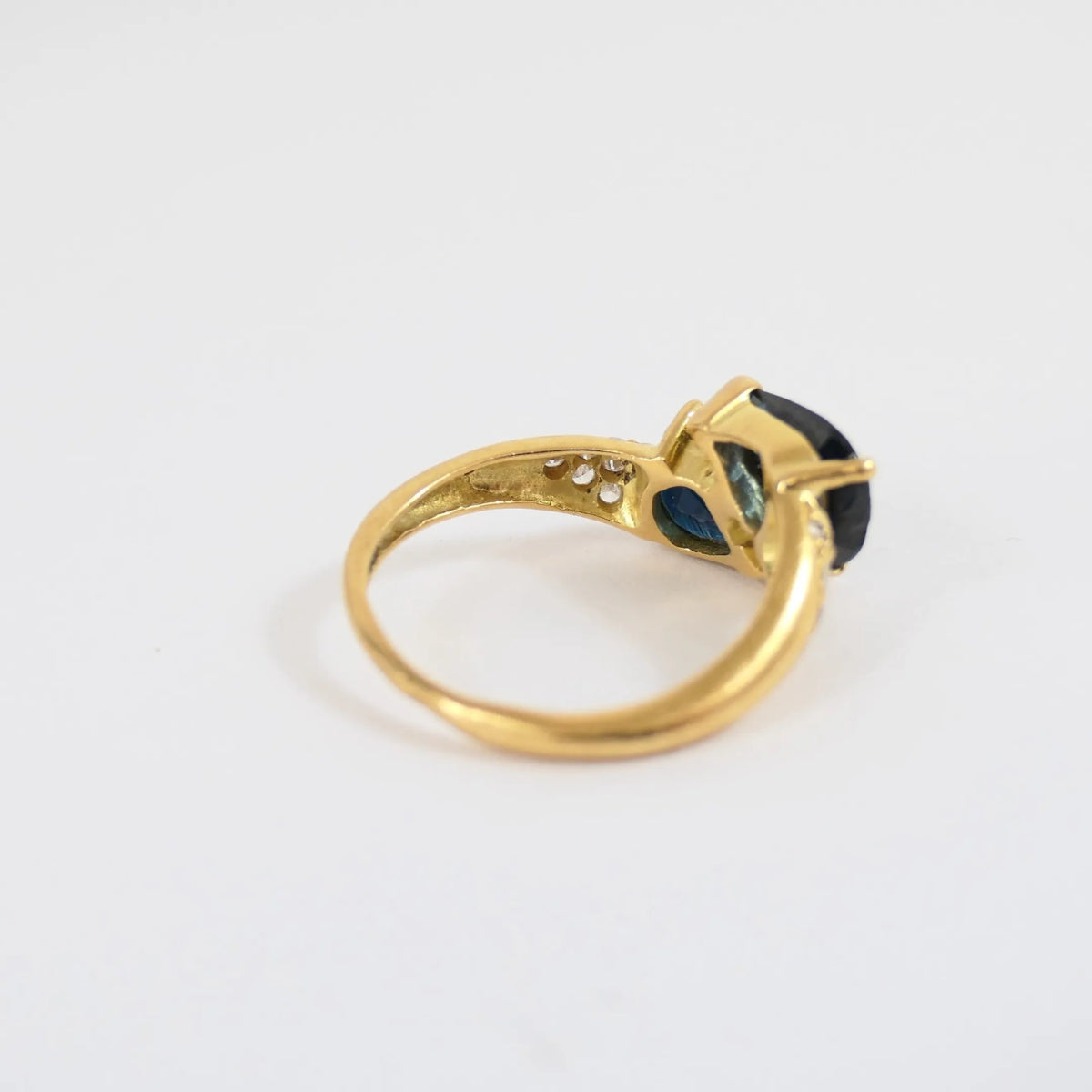 Bague Toi et Moi en or jaune, saphir et diamants - Castafiore