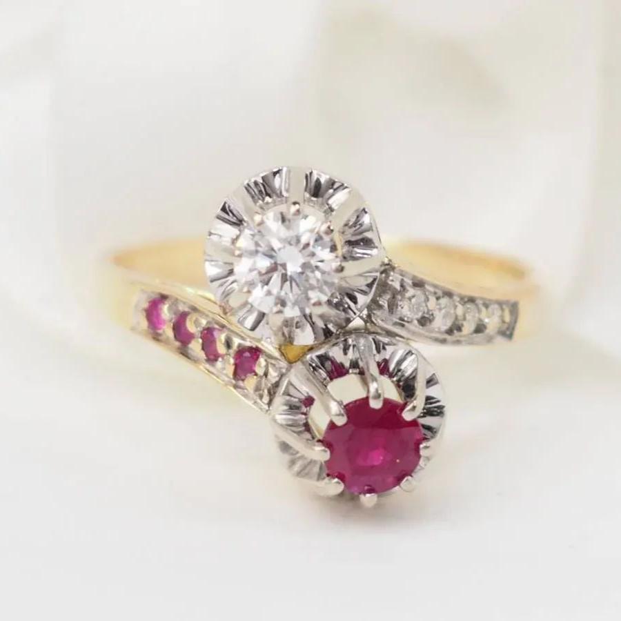 Bague Toi et Moi en or, rubis et diamants - Castafiore