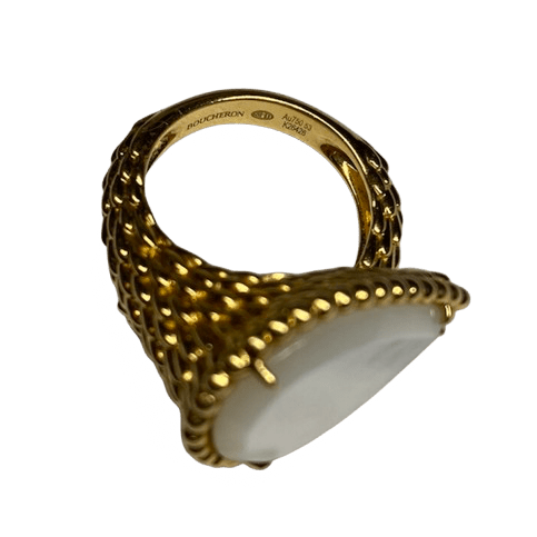 Bague Toi & Moi BOUCHERON "Serpent de Bohème" en or jaune et nacre - Castafiore