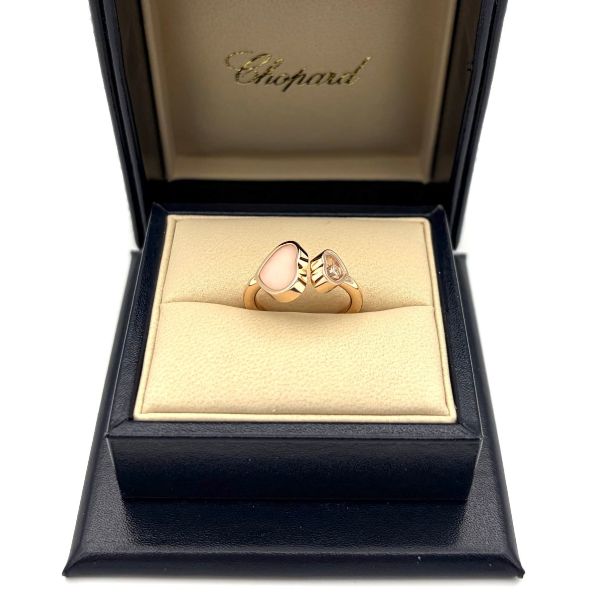 Bague Toi & Moi CHOPARD "Happy Hearts" en or rose, opale et diamant - Castafiore