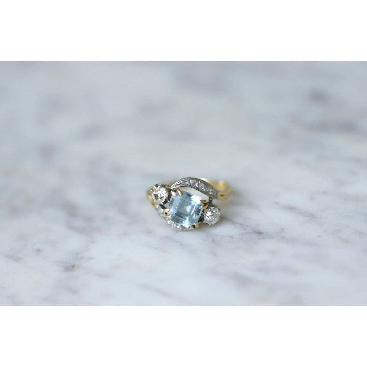 Bague Toi & Moi diamants et aigue marine - Castafiore