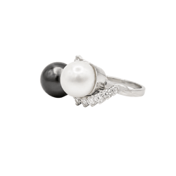 Bague Toi & Moi en or blanc, perles et diamants - Castafiore