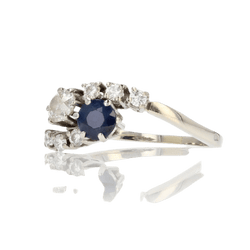Bague Toi & Moi en or blanc, saphir et diamants - Castafiore