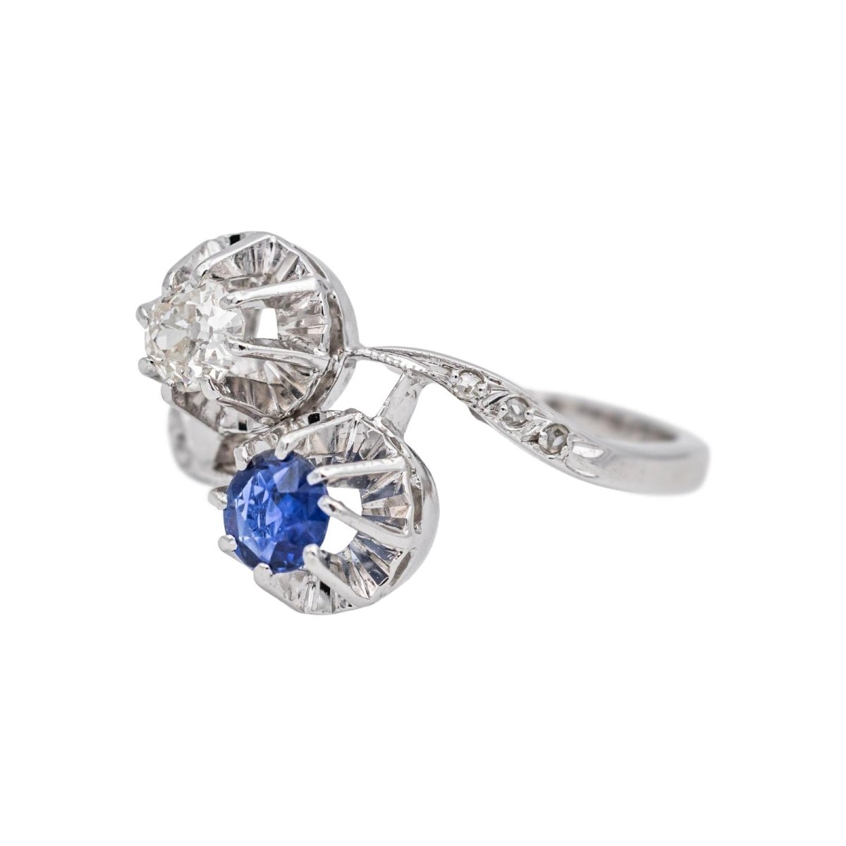 Bague Toi & Moi en or blanc, saphir et diamants - Castafiore