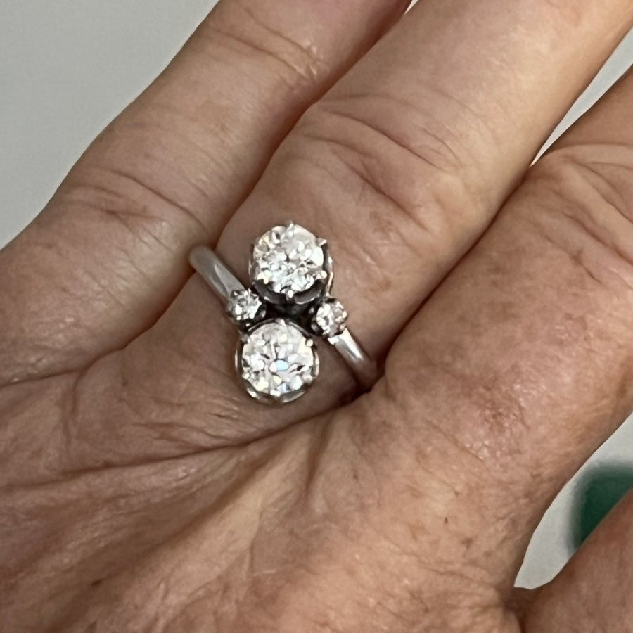 Bague Toi & Moi en or gris et diamants - Castafiore