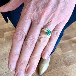 Bague Toi & Moi en or jaune, émeraude de Colombie et diamant - Castafiore