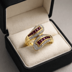 Bague Toi & Moi en or jaune, rubis et diamants - Castafiore