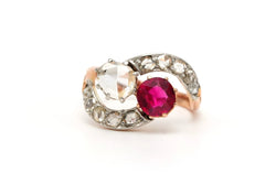 Bague Toi & Moi en or jaune, rubis et diamants - Castafiore