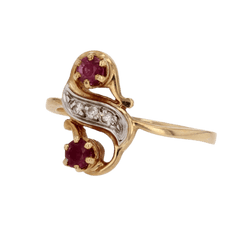 Bague Toi & Moi en or jaune, rubis et diamants - Castafiore