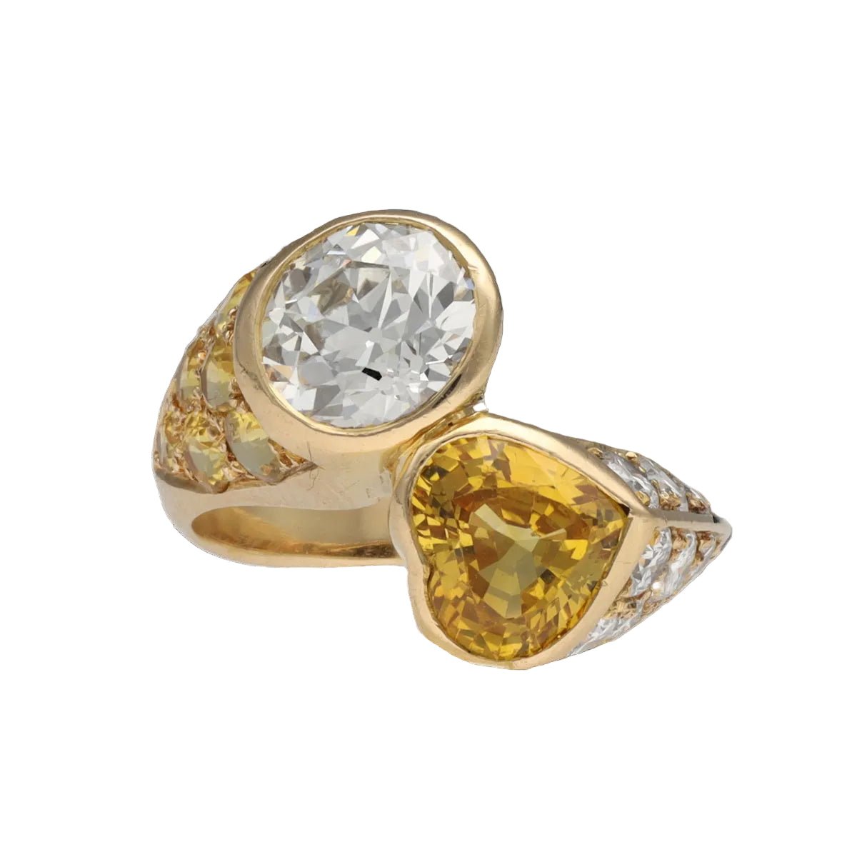 Ring You & Me - diamond 1.80 ct & Heart Yellow Sapphire 2.00 ct - 18k Yellow Gold - Entourage diamonds & Sapphires - Size 52-53