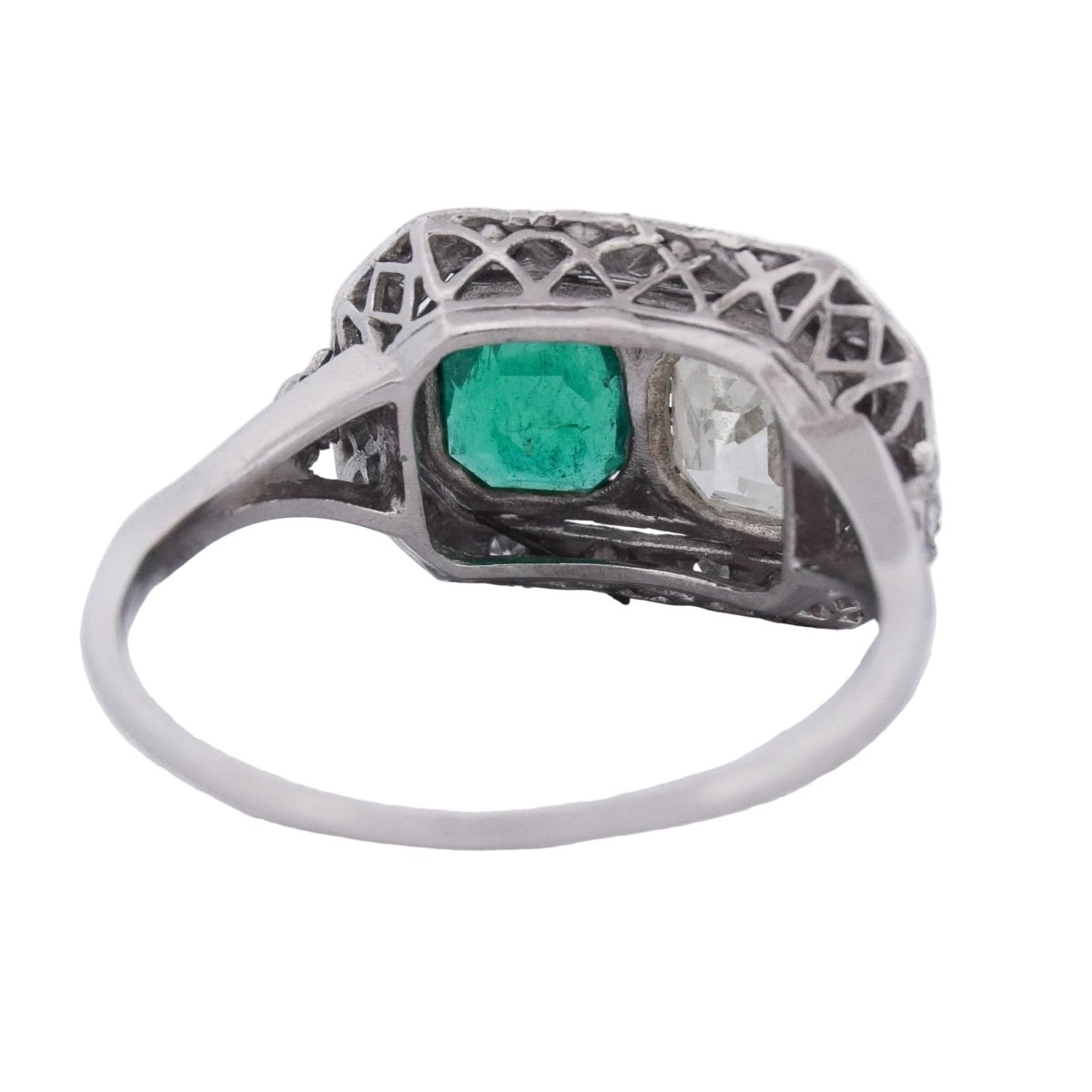 Bague Toi & Moi en platine, émeraude et diamants - Castafiore