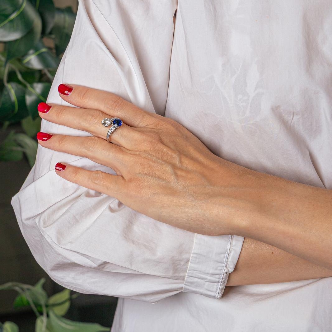Bague Toi & Moi en platine, saphir et diamants - Castafiore