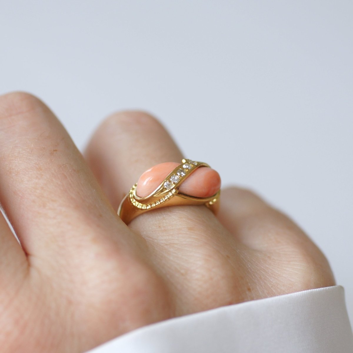 Bague Toi & Moi JEAN & PIERRE BELLIN en or jaune, corail et diamants - Castafiore