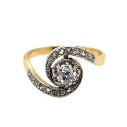 Bague tourbillon en ors de couleurs et diamants - Castafiore
