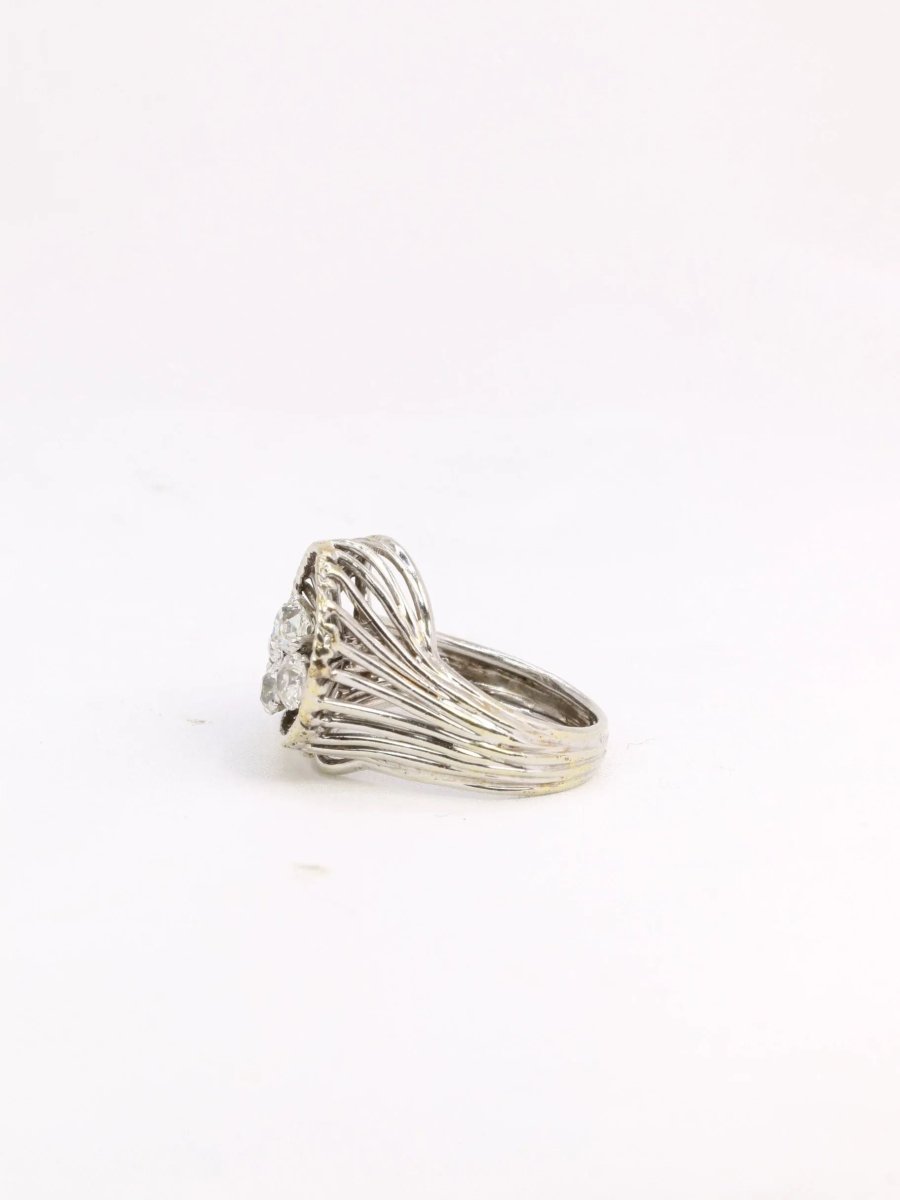 Bague tourbillon or blanc diamants 1 ct - Castafiore