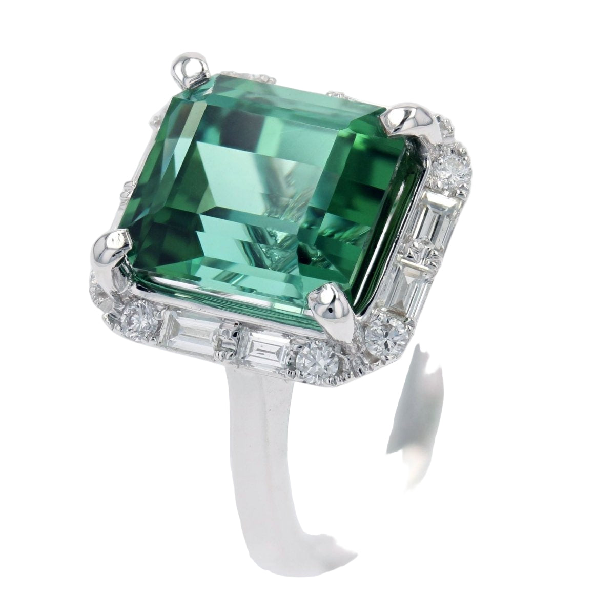 Bague Tourmaline et diamants taille baguette et brillant en or blanc - Castafiore