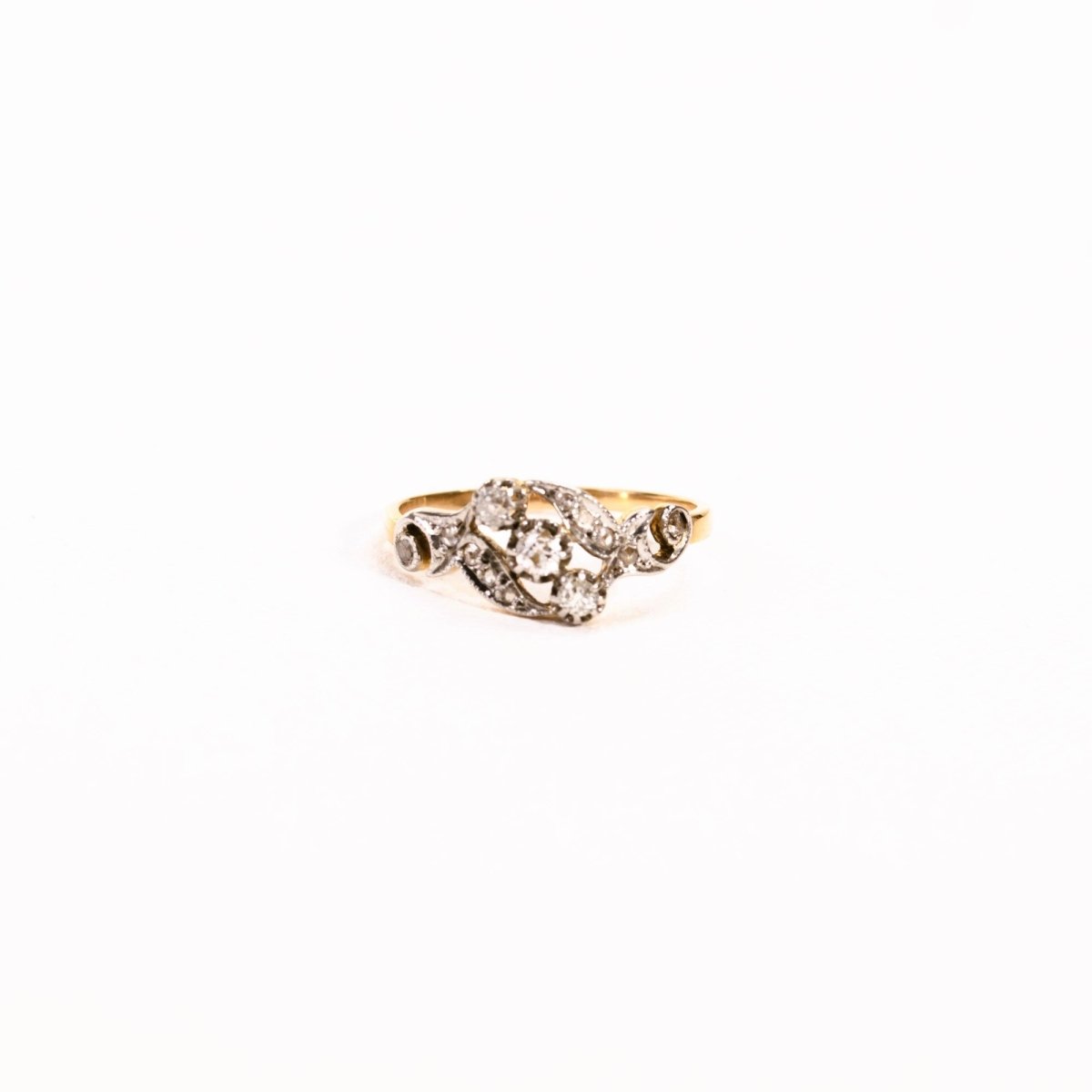 Bague Trilogie diamants en or jaune et platine - Castafiore