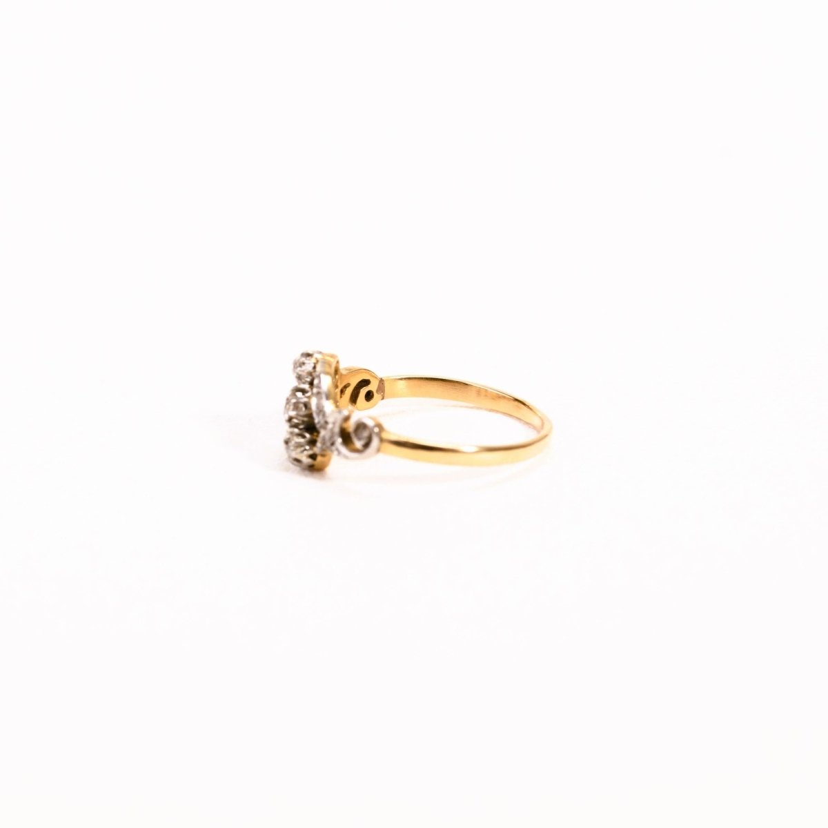 Bague Trilogie diamants en or jaune et platine - Castafiore