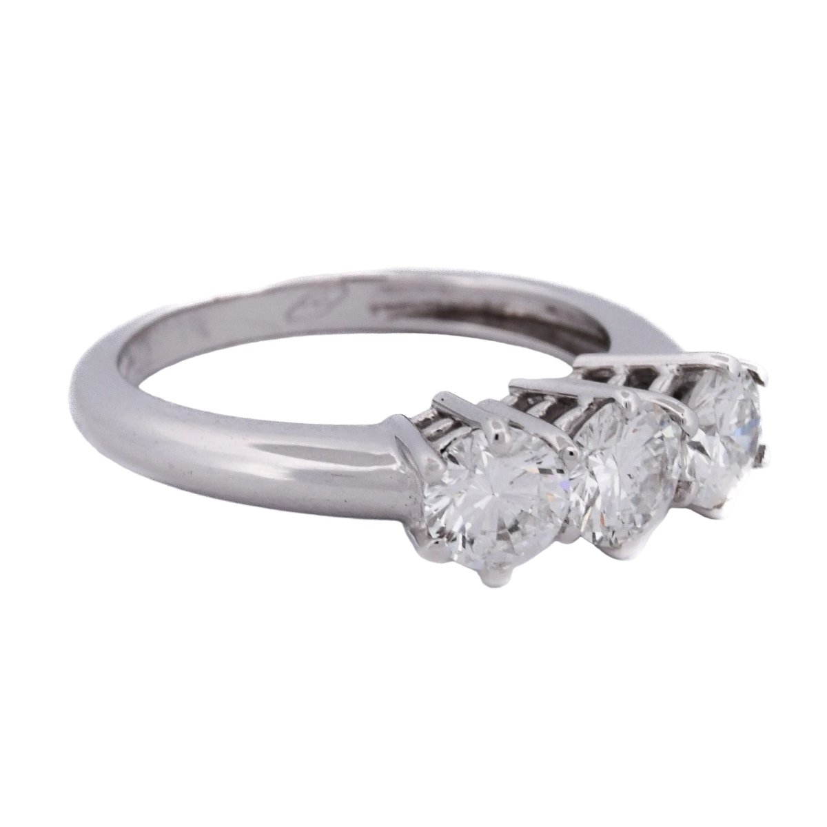 Bague Trilogie en or blanc et diamants - Castafiore