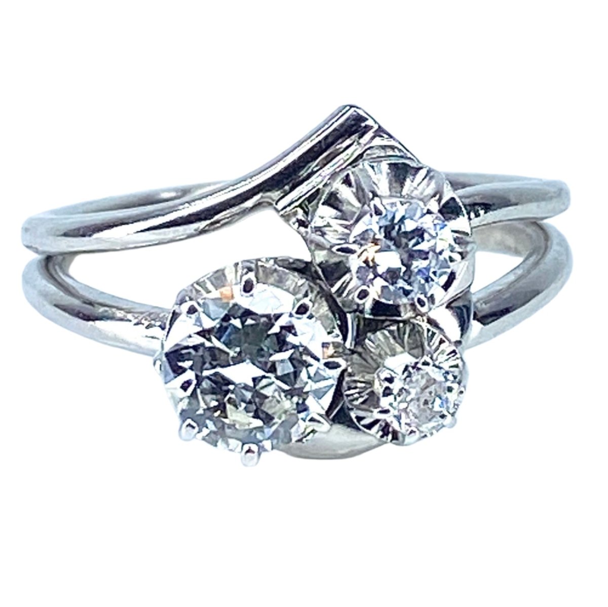 Bague Trilogie en or blanc et diamants - Castafiore