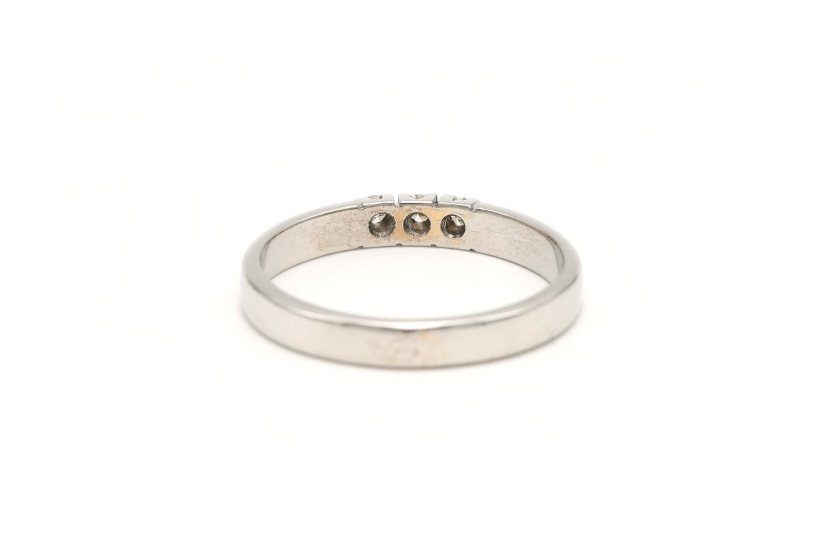 Bague Trilogie en or blanc et diamants - Castafiore
