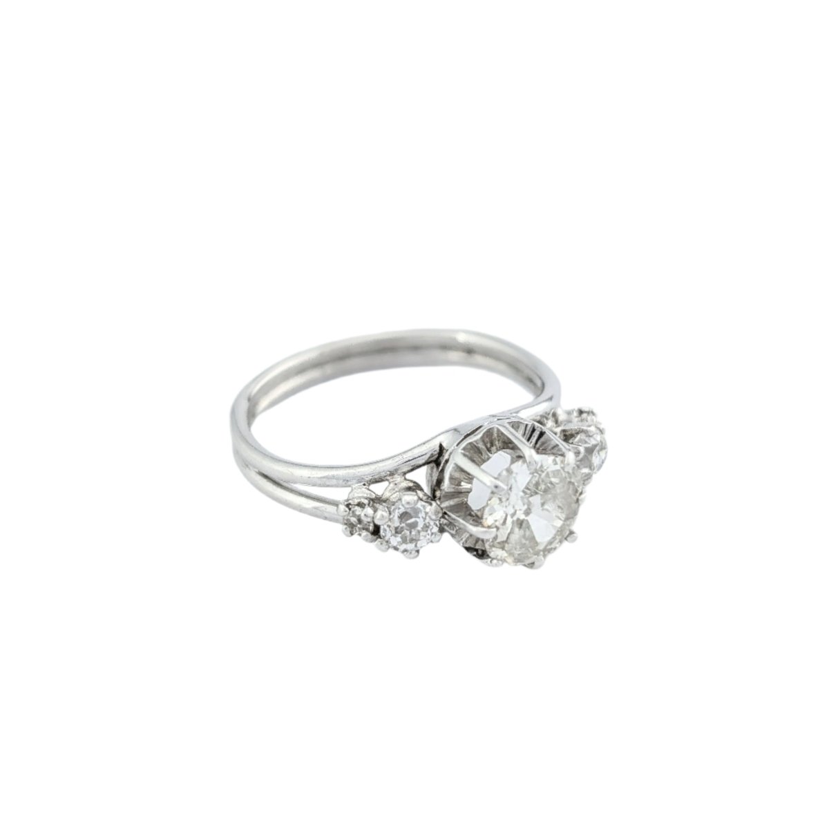 Bague Trilogie en or blanc et diamants - Castafiore