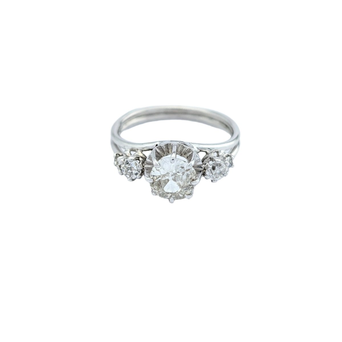 Bague Trilogie en or blanc et diamants - Castafiore