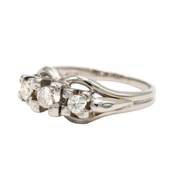 Bague Trilogie en or blanc et diamants - Castafiore
