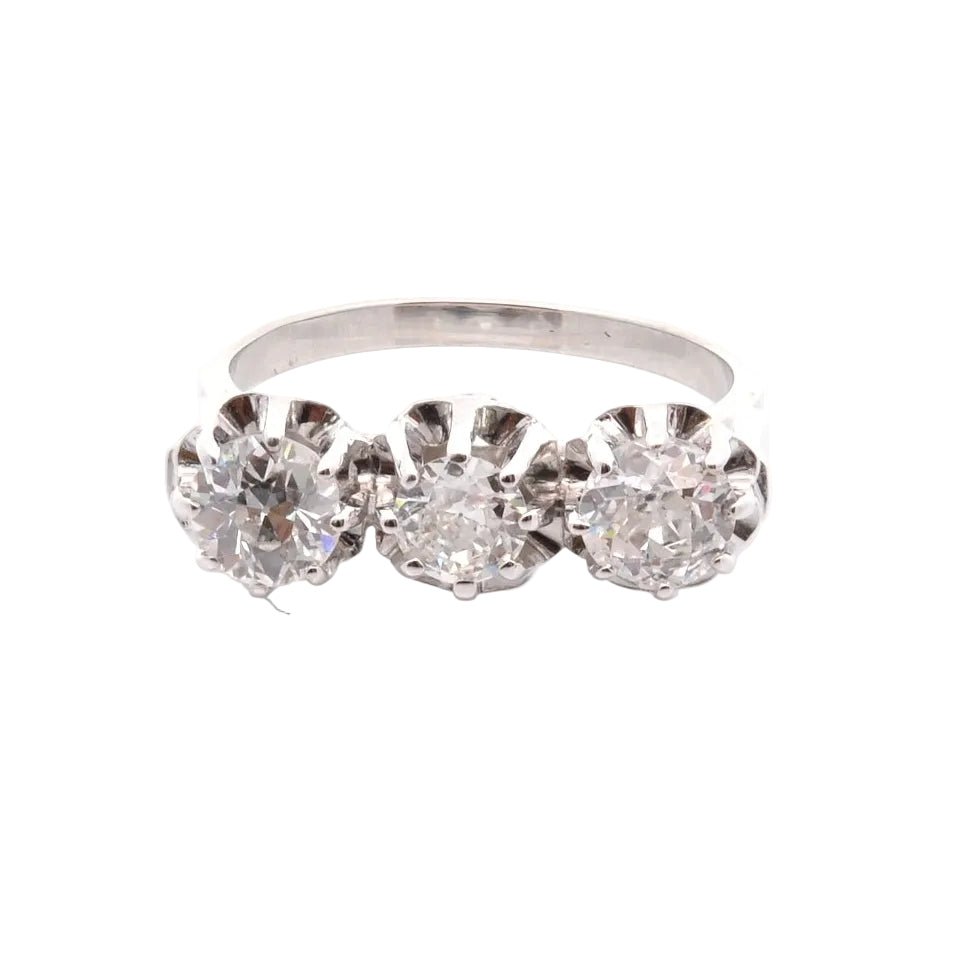 Ring three diamonds in 18k gold