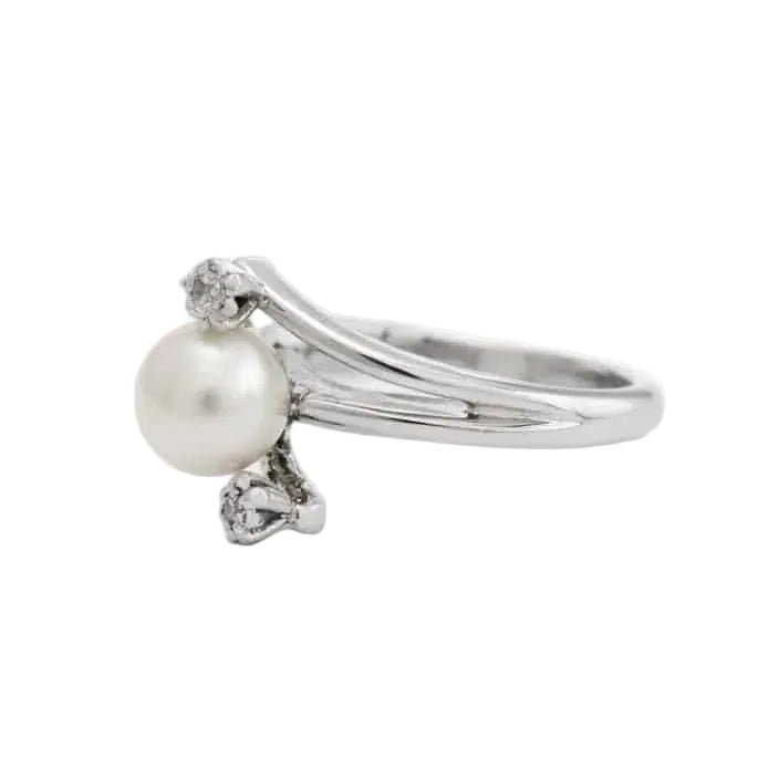 Bague Trilogie en or blanc, perle et diamants - Castafiore