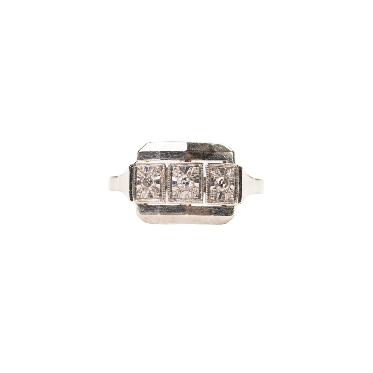 Bague Trilogie en or blanc, platine et diamants - Castafiore