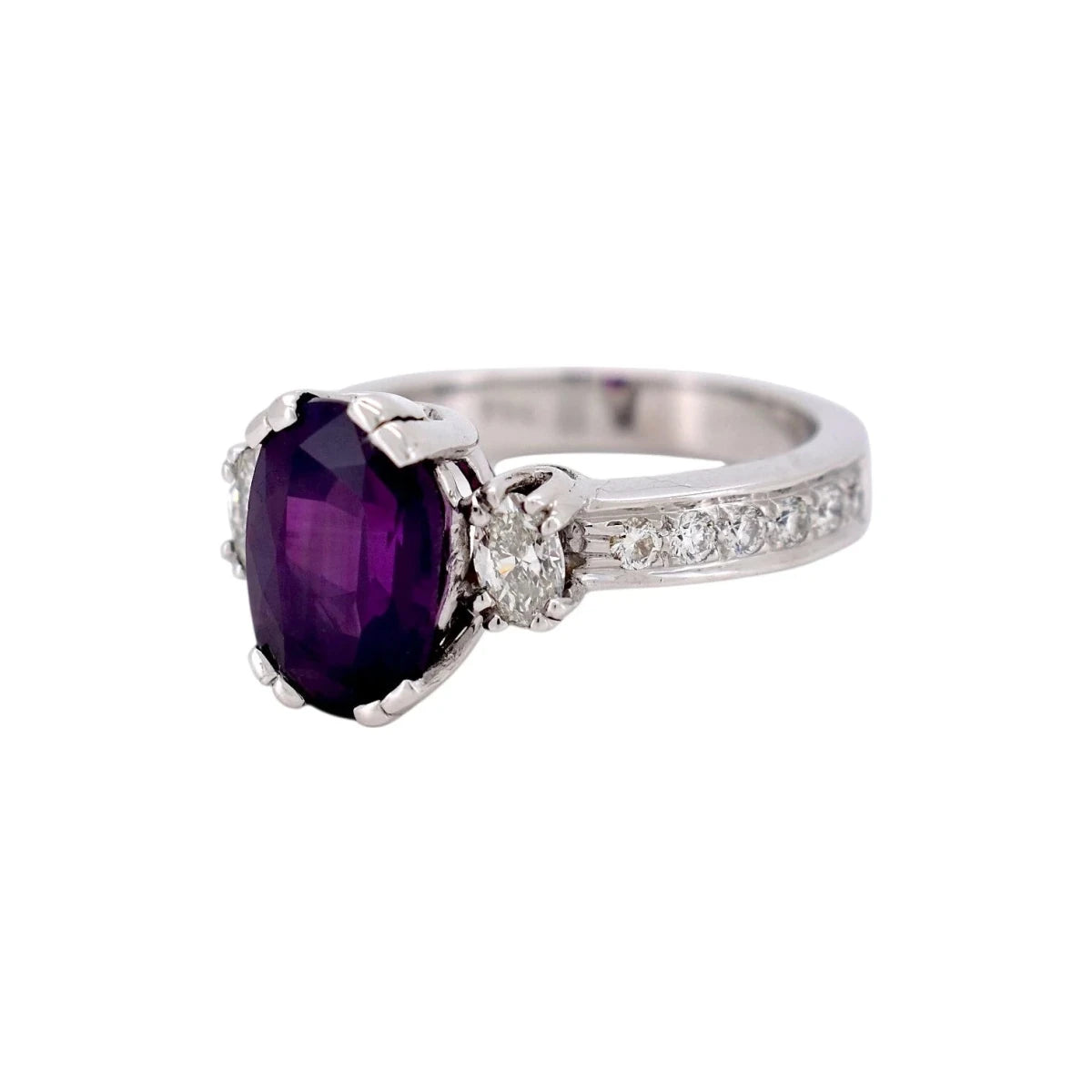 Bague Trilogie en or blanc, saphir et diamants - Castafiore