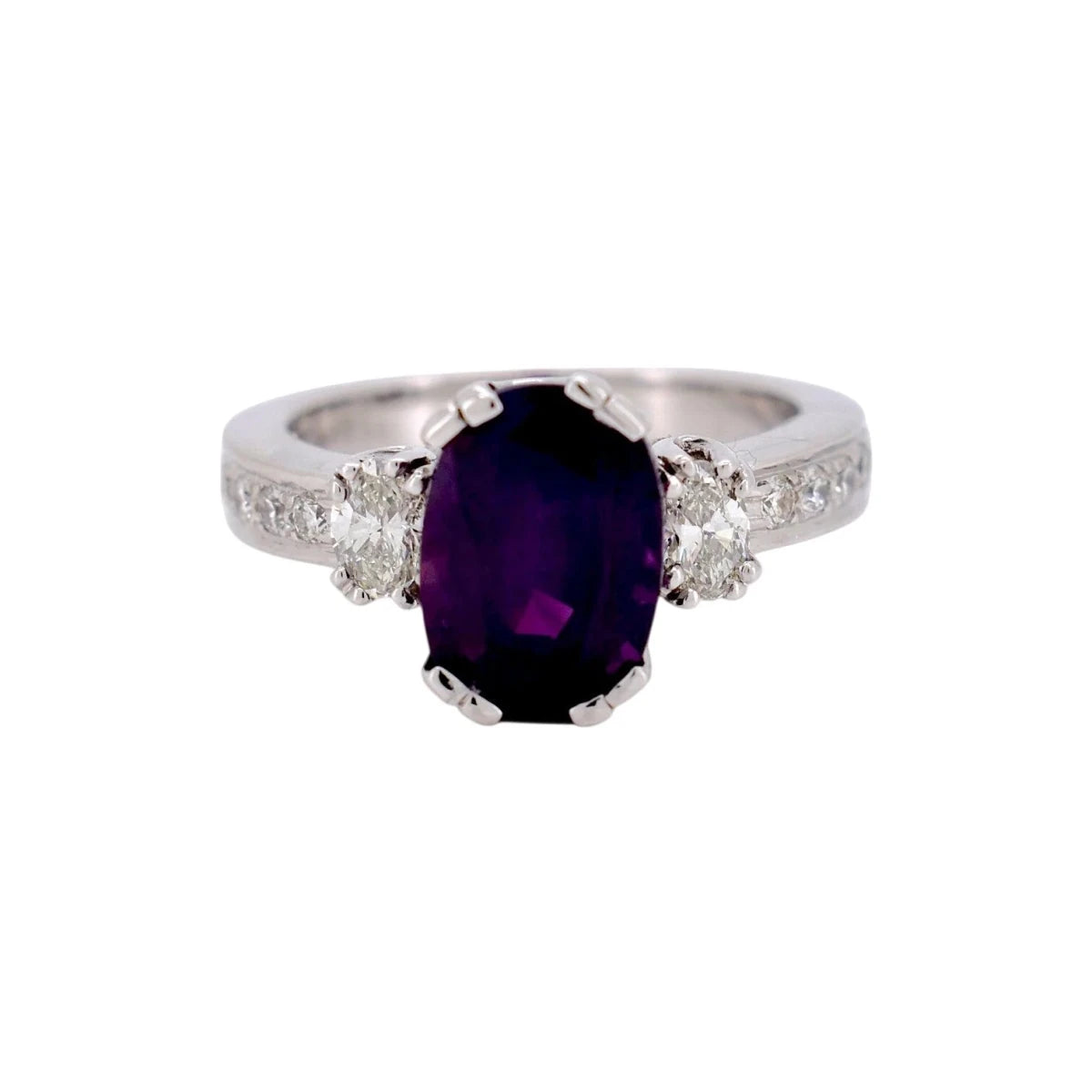 Bague Trilogie en or blanc, saphir et diamants - Castafiore