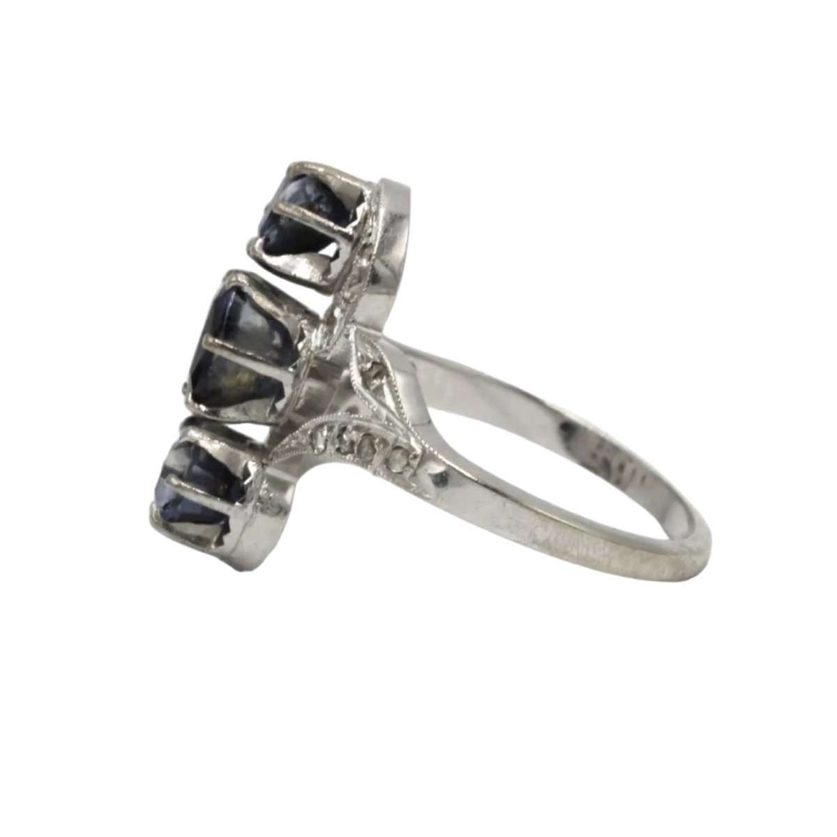 Bague Trilogie en or blanc, saphirs et diamants - Castafiore