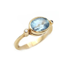 Bague Trilogie en or jaune, aigue - marine et diamants - Castafiore