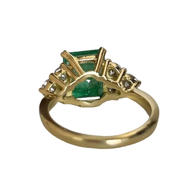 Bague Trilogie en or jaune, émeraude et diamants - Castafiore