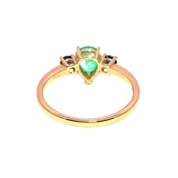 Bague Trilogie en or jaune, émeraude et saphirs - Castafiore