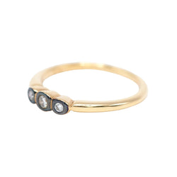 Bague Trilogie en or jaune et diamants - Castafiore