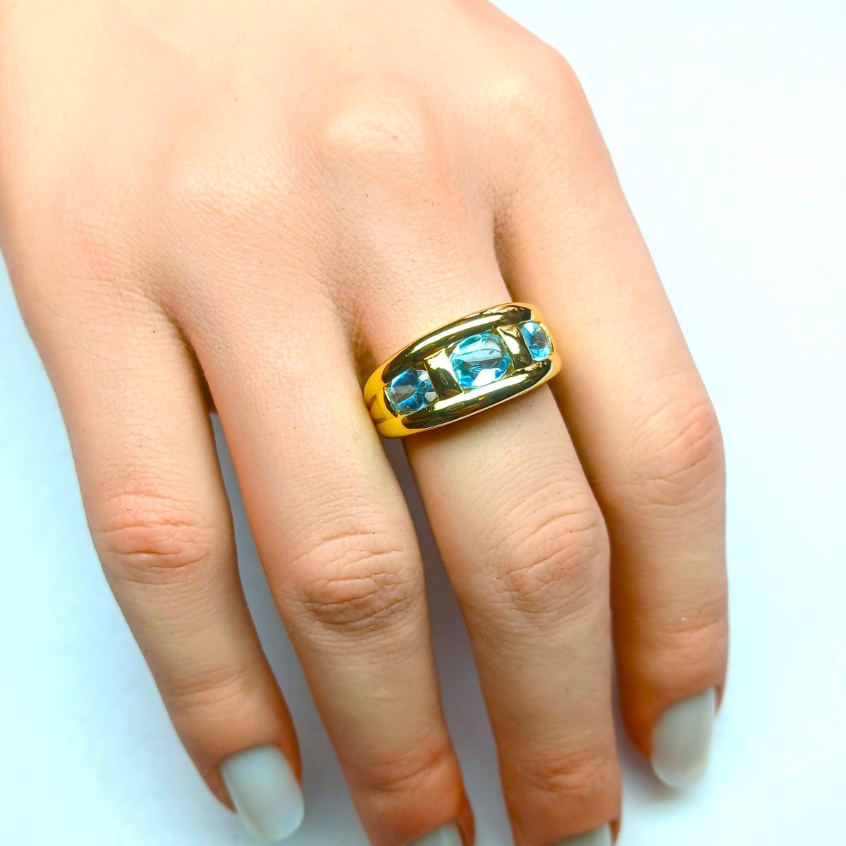 Bague Trilogie en or jaune et topazes - Castafiore