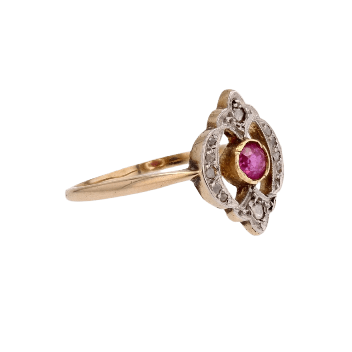 Bague Trilogie en or jaune, rubis et diamants - Castafiore