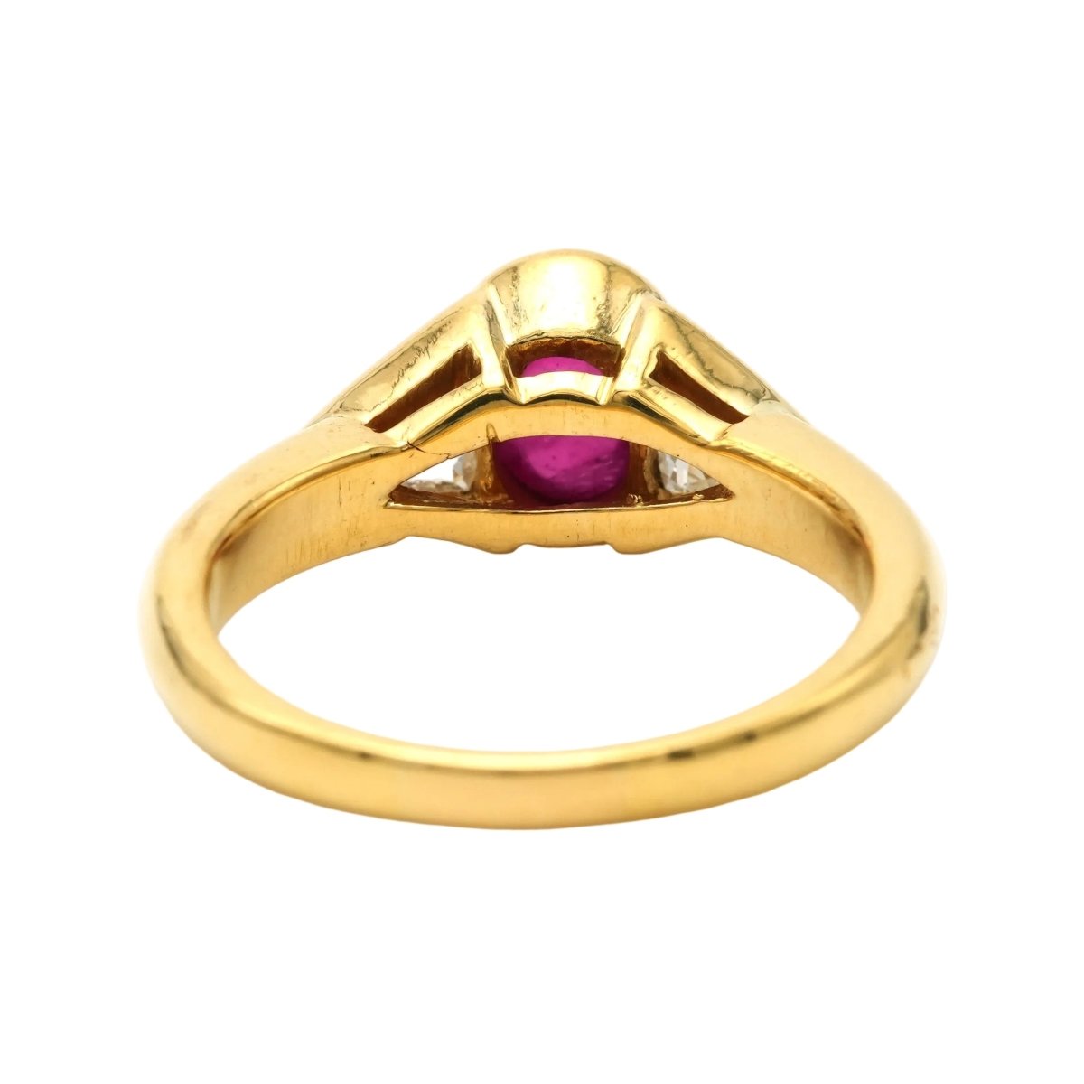 Bague Trilogie en or jaune, rubis et diamants - Castafiore