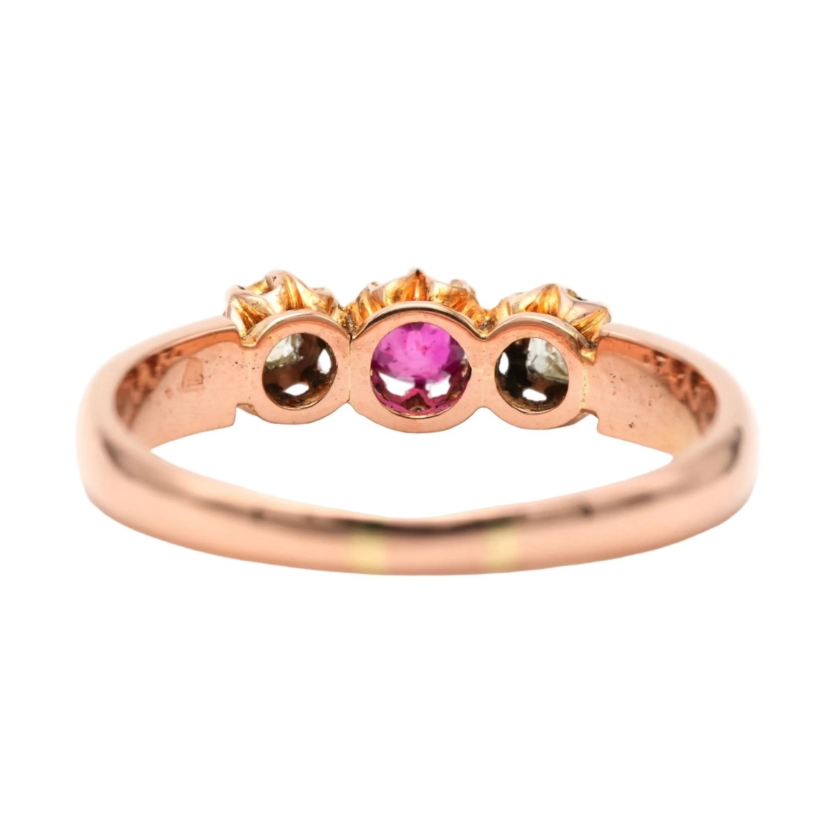 Bague Trilogie en or jaune, saphir et diamants - Castafiore