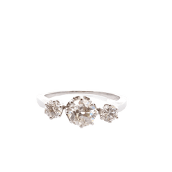 Bague Trilogie en platine et diamants - Castafiore