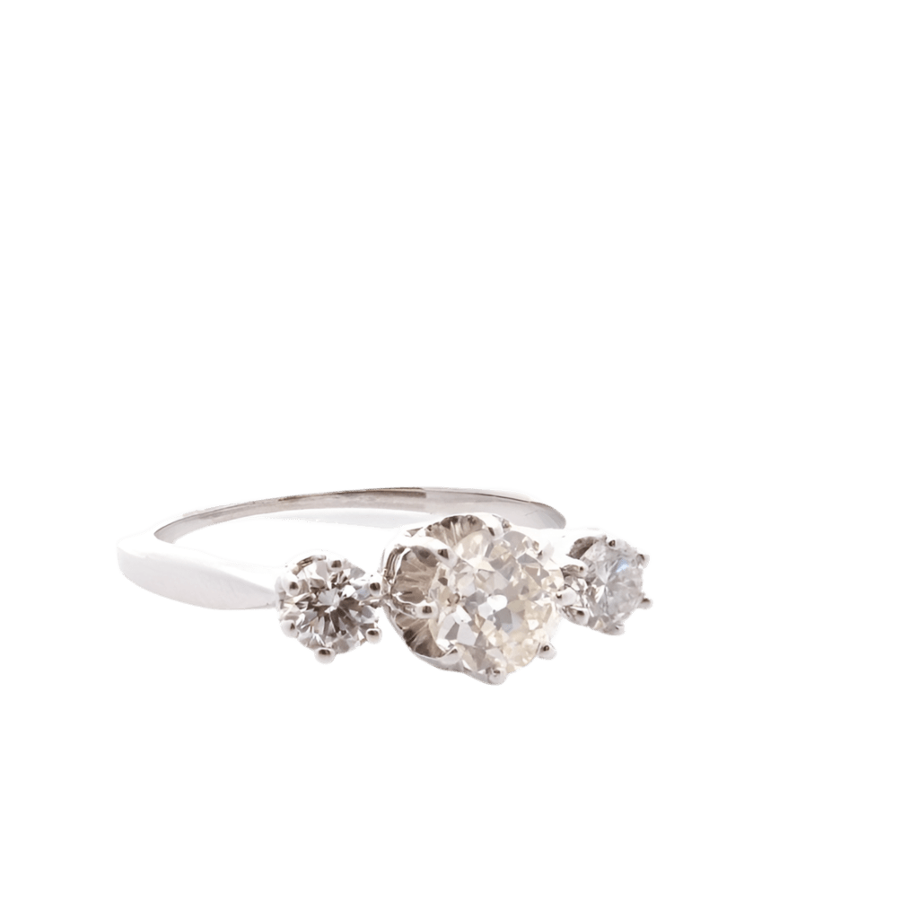 Bague Trilogie en platine et diamants - Castafiore