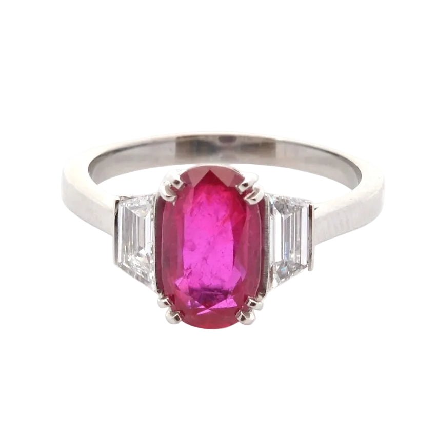 Ring 2.55cts unheated ruby and diamonds