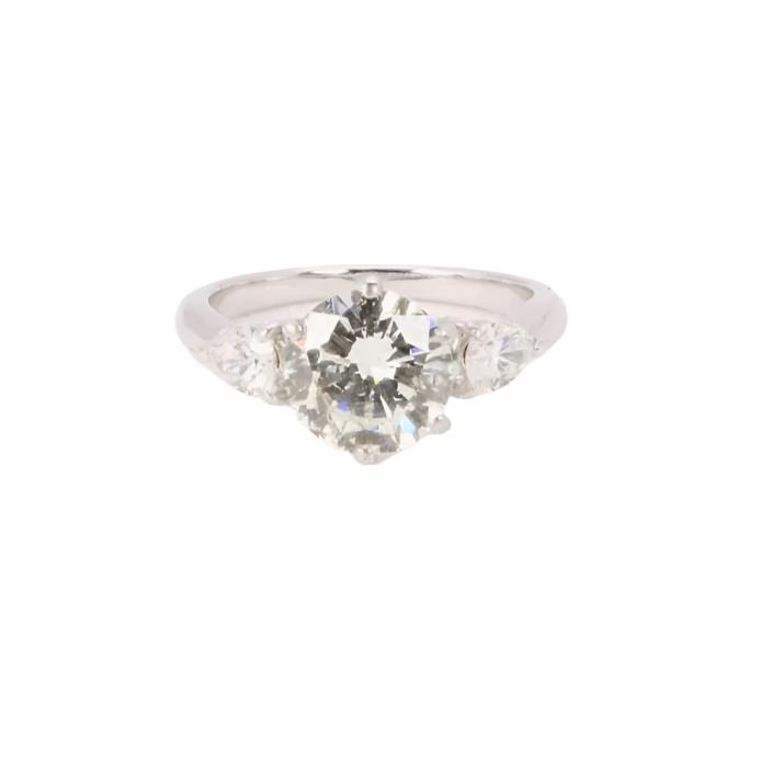 Bague trilogie or blanc diamant rond 2.07 ct diamants poires - Castafiore