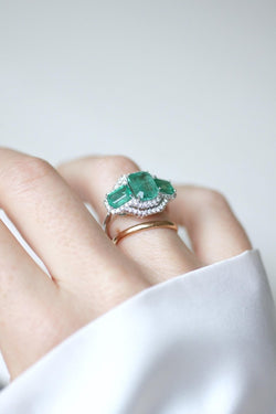 Bague Trois Emeraudes et Diamants sur Or Blanc - Castafiore
