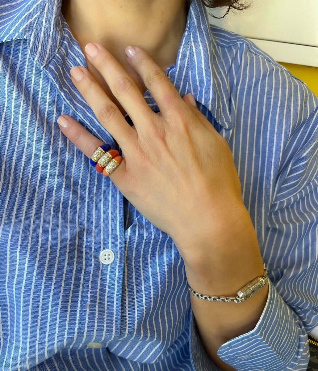 Bague Van Cleef &amp; Arpels, collection Philippine en or jaune et corail - Castafiore